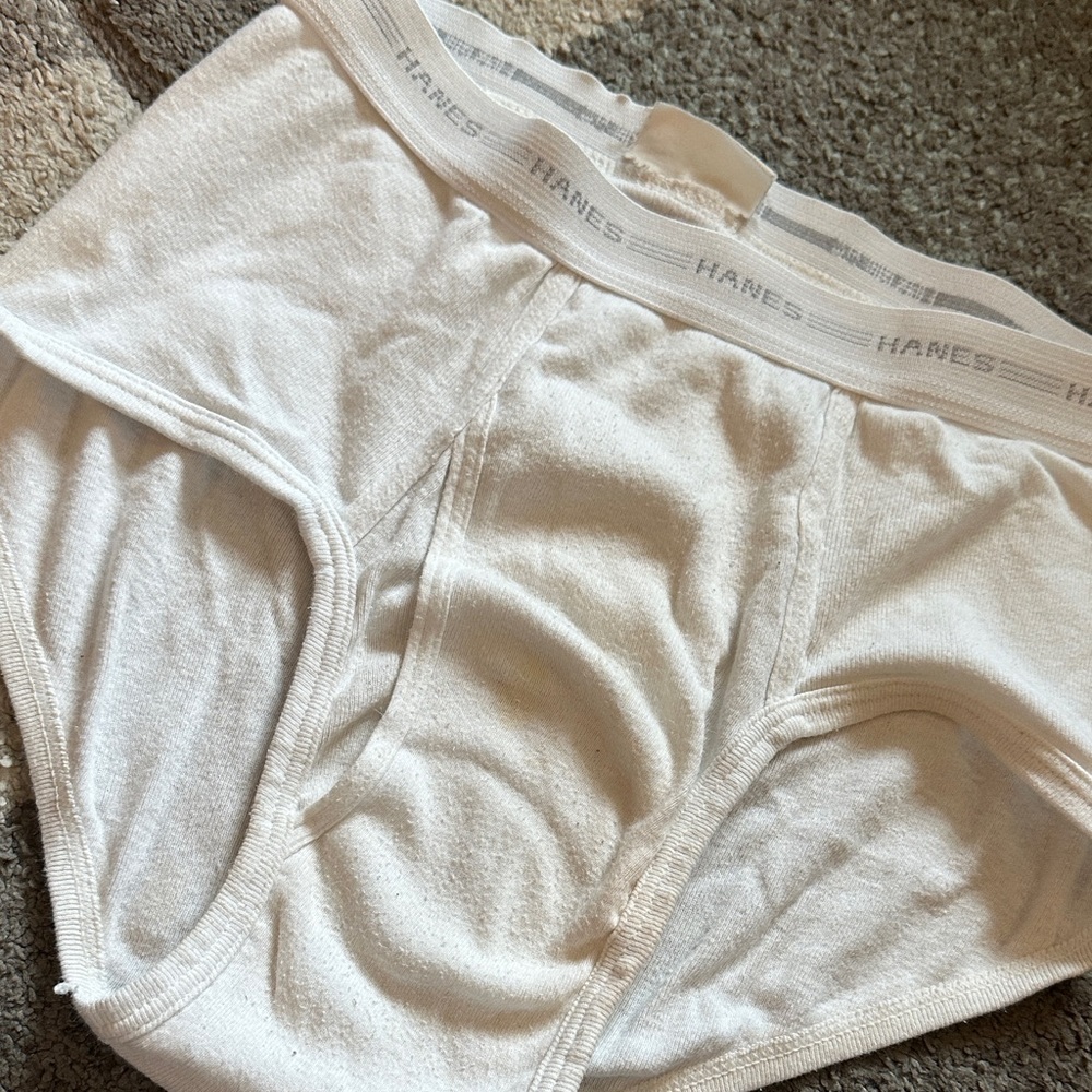 Hanes Classic White Men's Briefs